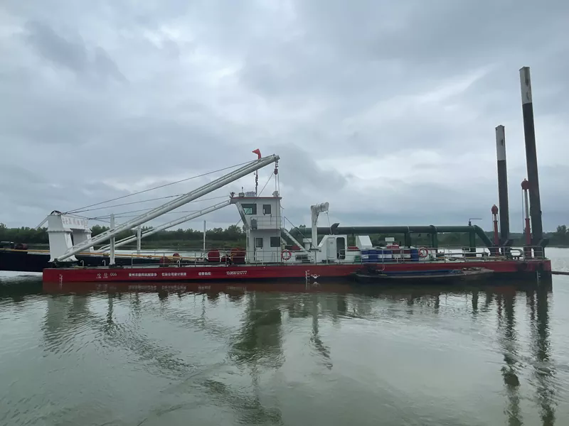 Bagaimana Kapal Korek Emas Berfungsi?